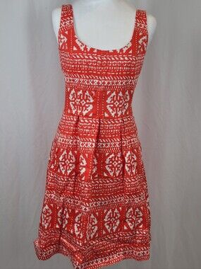 Nine West With Pockets,Red & White Patterned Sleeveless Midi Dress Size 6.